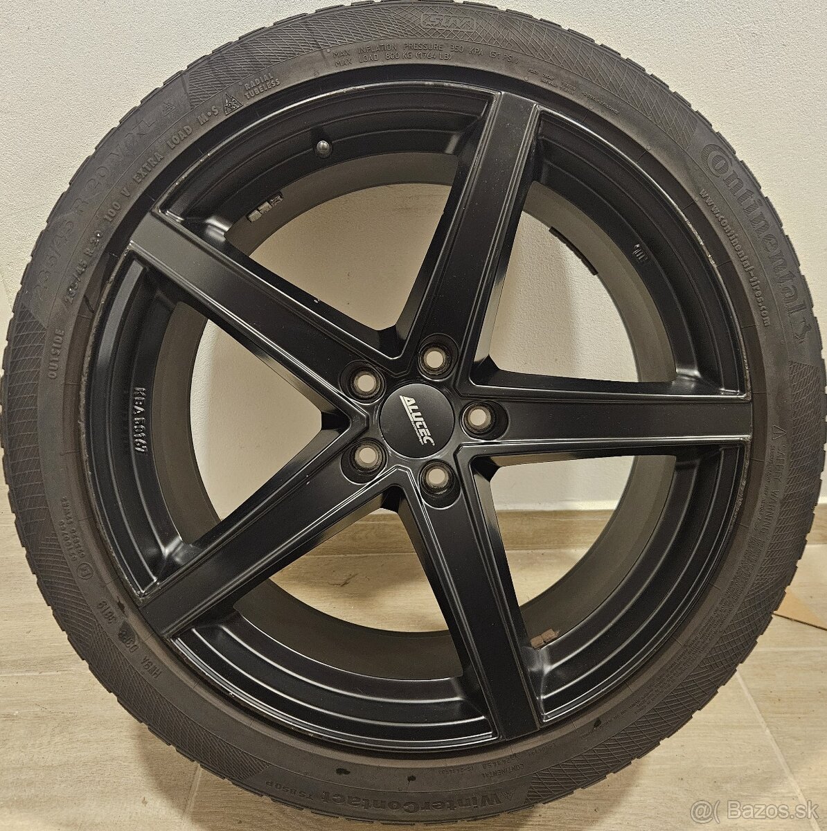 Nemecká zimná sada ALUTEC - 5x112 R20 + 235/45 r20 - 8