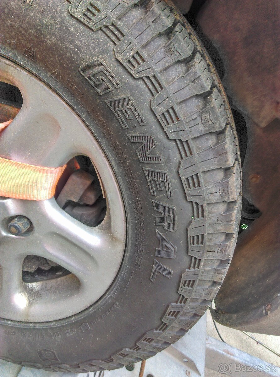 5x114,3 r15 OFFROAD 195/80R15 - 8