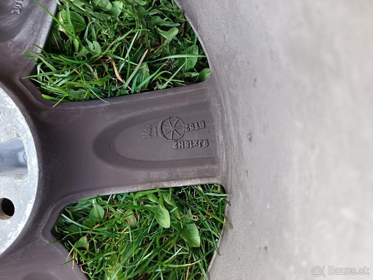 Predám elektróny Audi R18 5x112 - 8