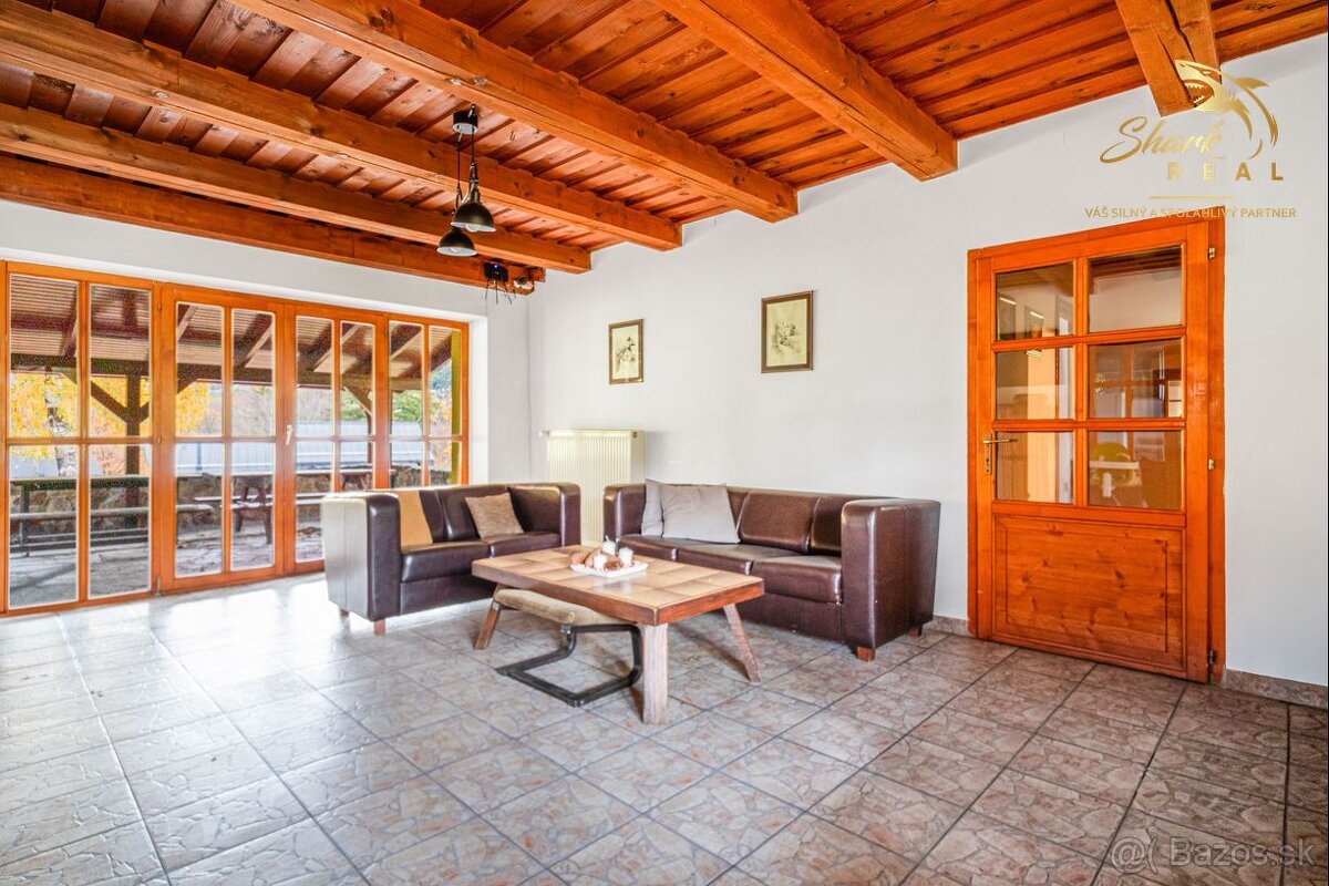 Útulná chata usadená v krásnom prostredí Štiavnických vrchov - 8