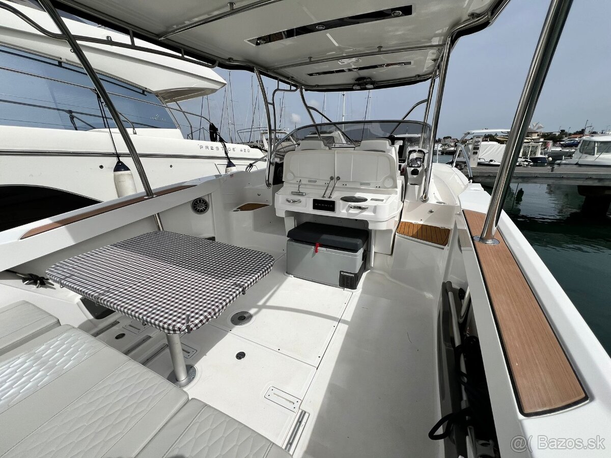 Karnic SL800 loď - 8