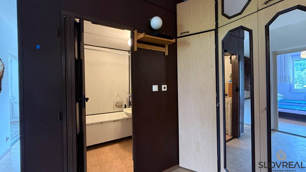 SLOVREAL - Predaj 3i byt v obci Horná Ves (okres Žiar n. Hro - 8