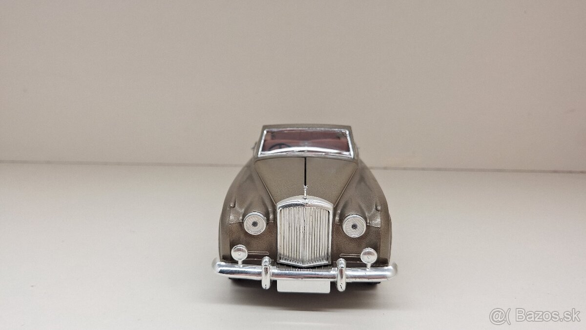 1:18 - 1:20 BENTLEY S2 - 8