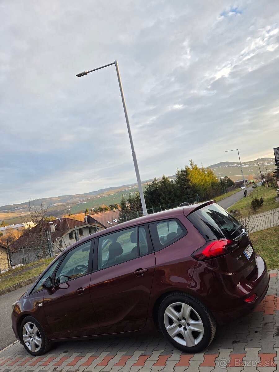 Opel Zafira Tourer 1.4 Turbo - 8