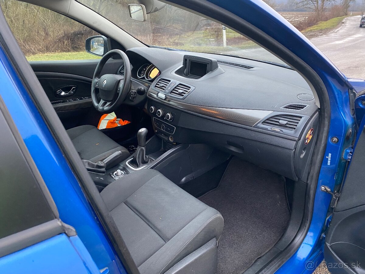Renault megan III grandtour - 8