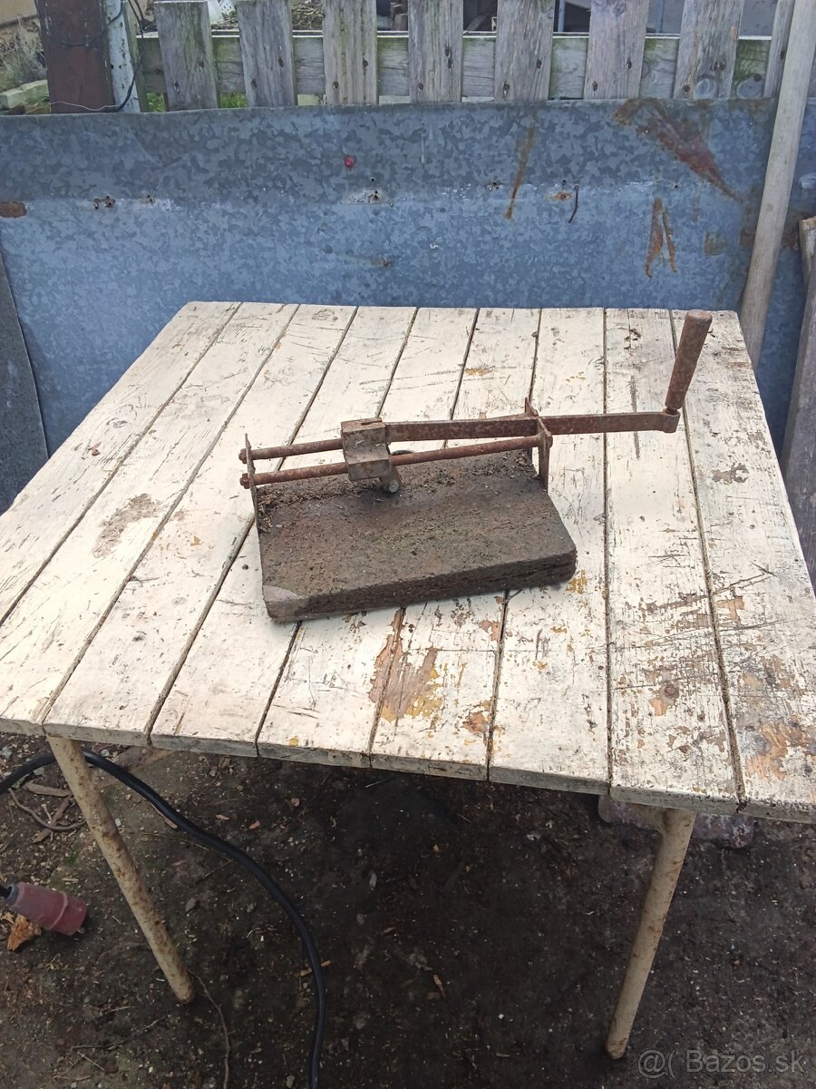 REZACKA STARA NA OBKLAD - 8