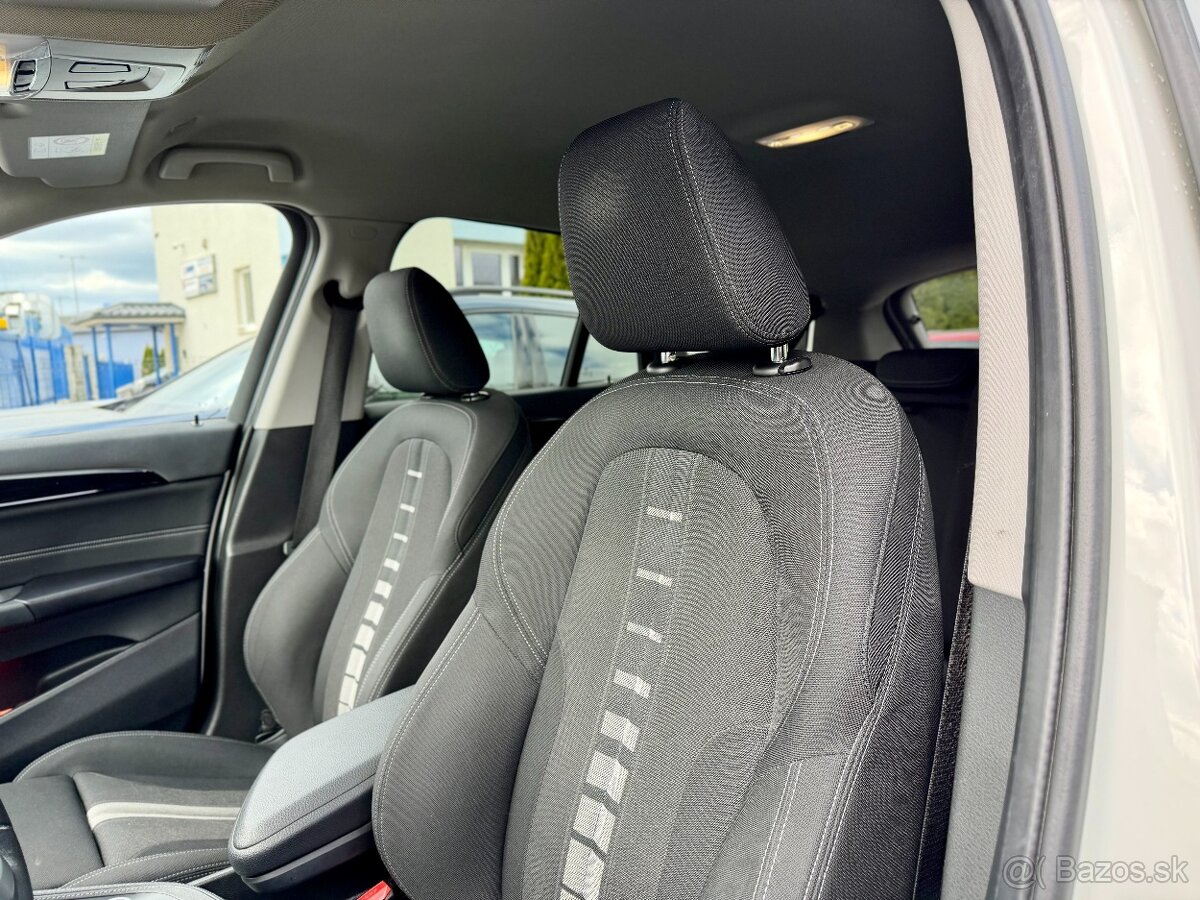 BMW X1 sDrive20i Sportline - 8