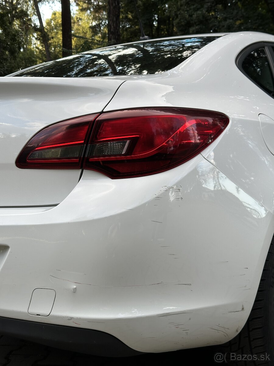 Opel Astra 1,6 Benzin + LPG 85kW - 8
