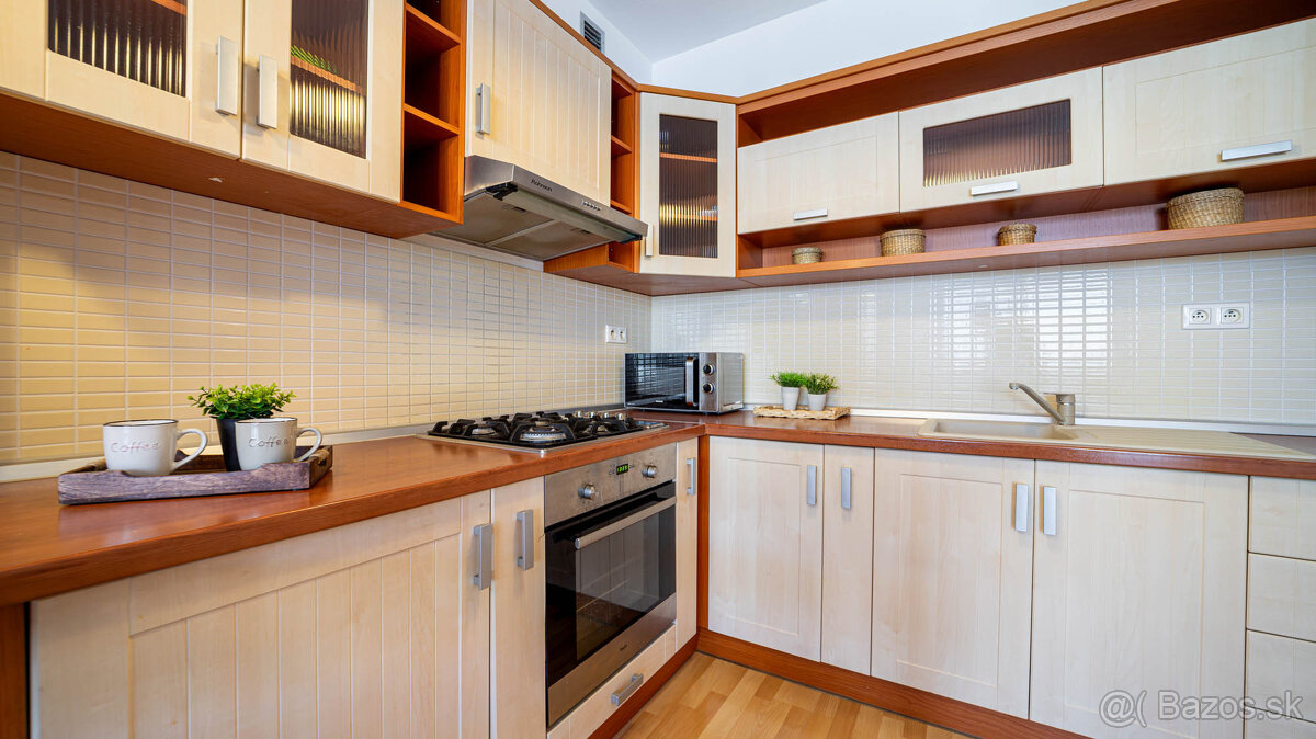 Príjemný 2 izbový byt s parkovaním a balkónom, Bratislava - - 8