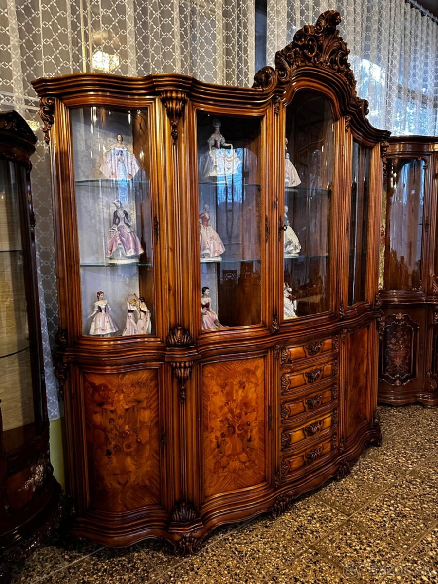 Talianska vitrína 2 - 8