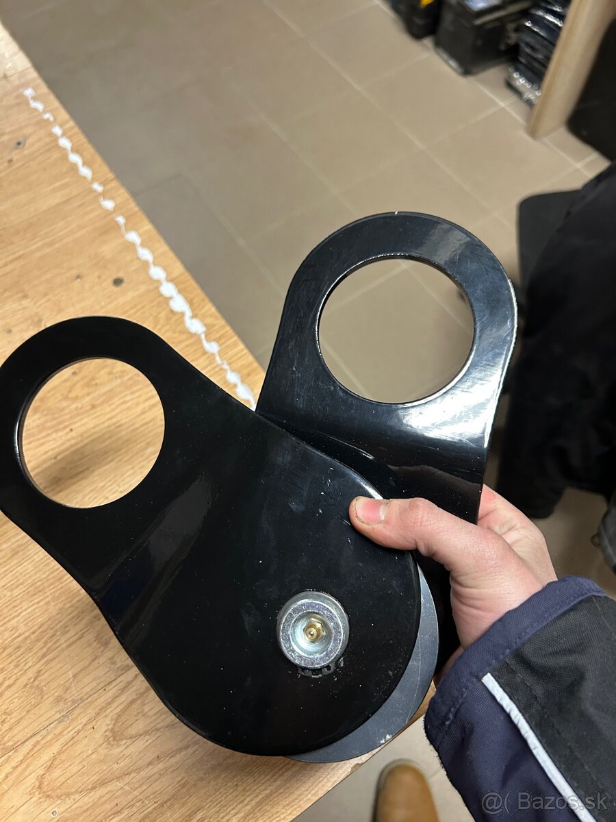 Elektrický naviják 3500lb - 8