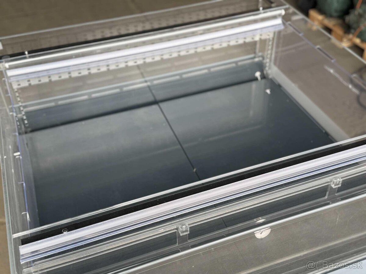 Chladící pult / ostrůvek 120x120x89cm - 8