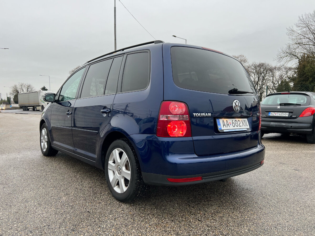 VW Touran FL 1.9 TDI diesel, 77kW, MT/6, rok:03.2010. - 8