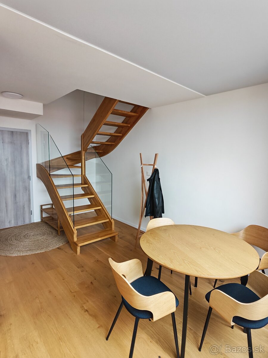 Na prenájom: Luxusný 3-izbový mezonet v Nitre – Jelenecká ul - 8