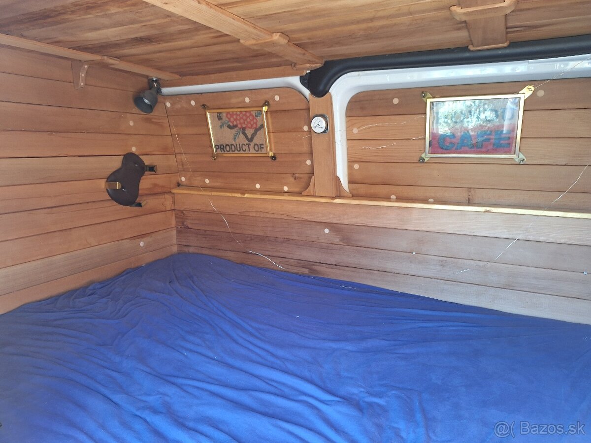 FORD TRANSIT CUSTOM 2,2TDCI OBYTNÝ DLHÁ VERZIA - 8