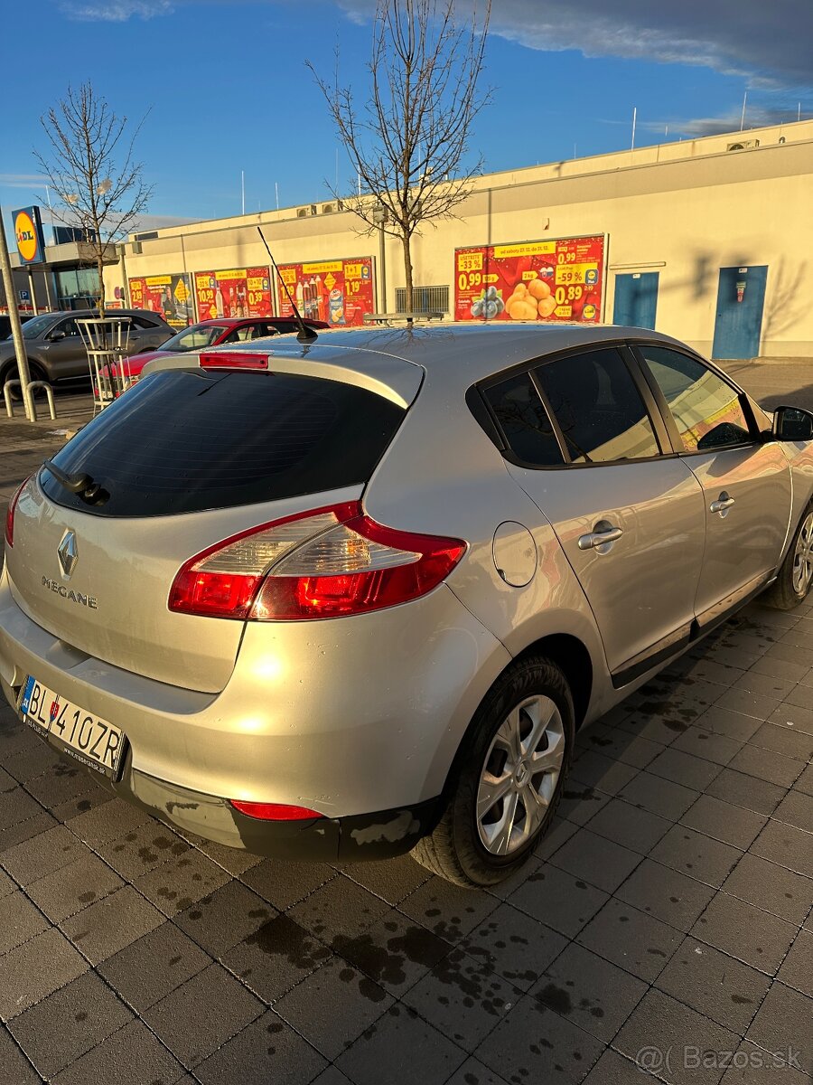 Renault Megane 3 1.5 dci - 8