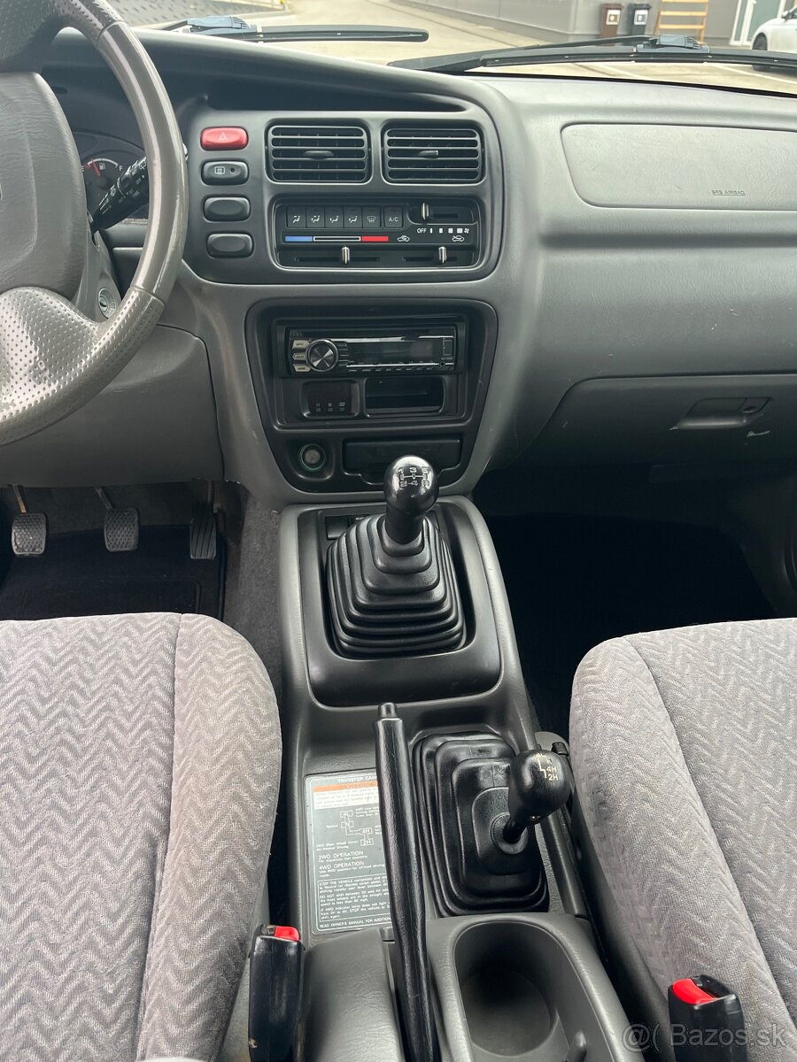 Suzuki Grand Vitara 2.0 D 2001 - 8