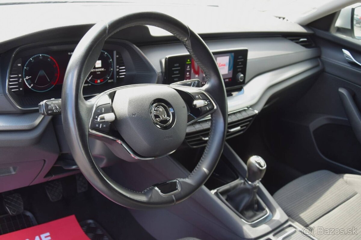 Škoda Octavia Combi 2.0 TDI - 2022 - 8