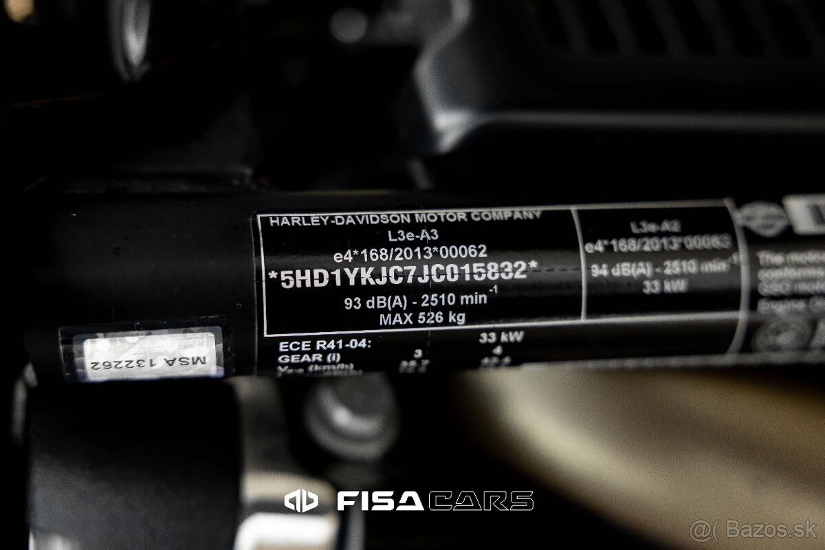 HARLEY DAVIDSON FAT BOB - 8