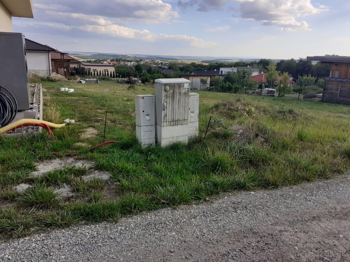 Pozemok pre výstavbu rodinneho domu - 8