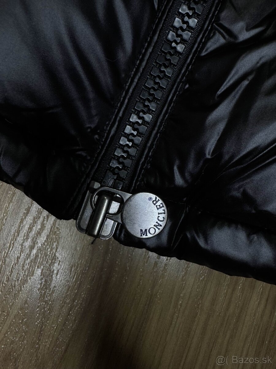 Moncler Maya péřová bunda - 8