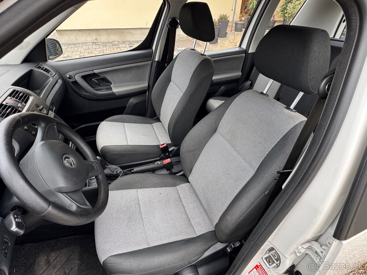 Škoda Roomster 1.2 TSI - 8