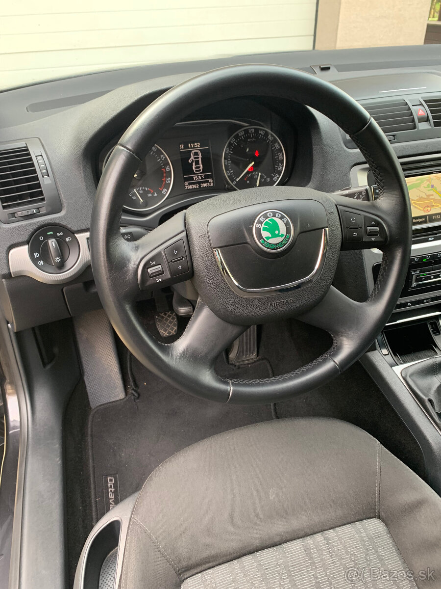 Škoda Octavia II Combi 1.6 TDI CR Elegance - 8