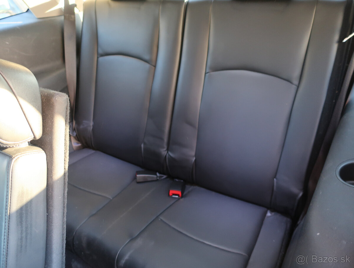 Fiat Freemont 2015 2,0JTDm 4x4, 7-miestny, NAVI, park.kamera - 8