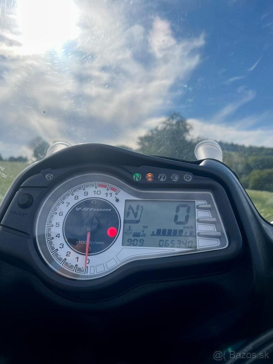 Suzuki dl 650 v strom ABS - 8