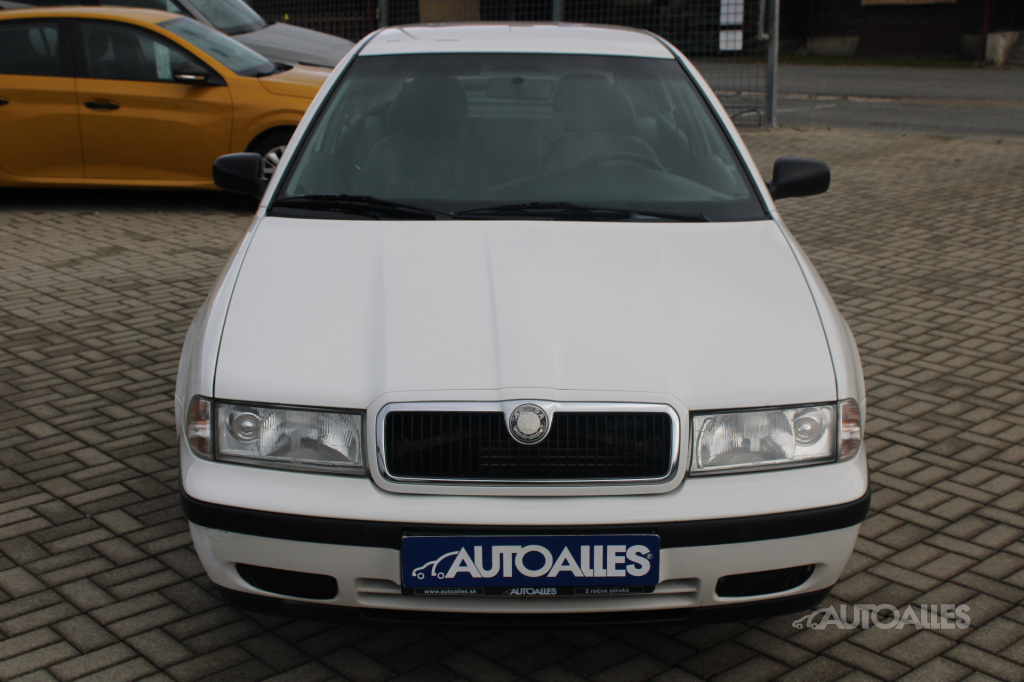 Škoda Octavia 1,4 MPi 44 kW LX - 8