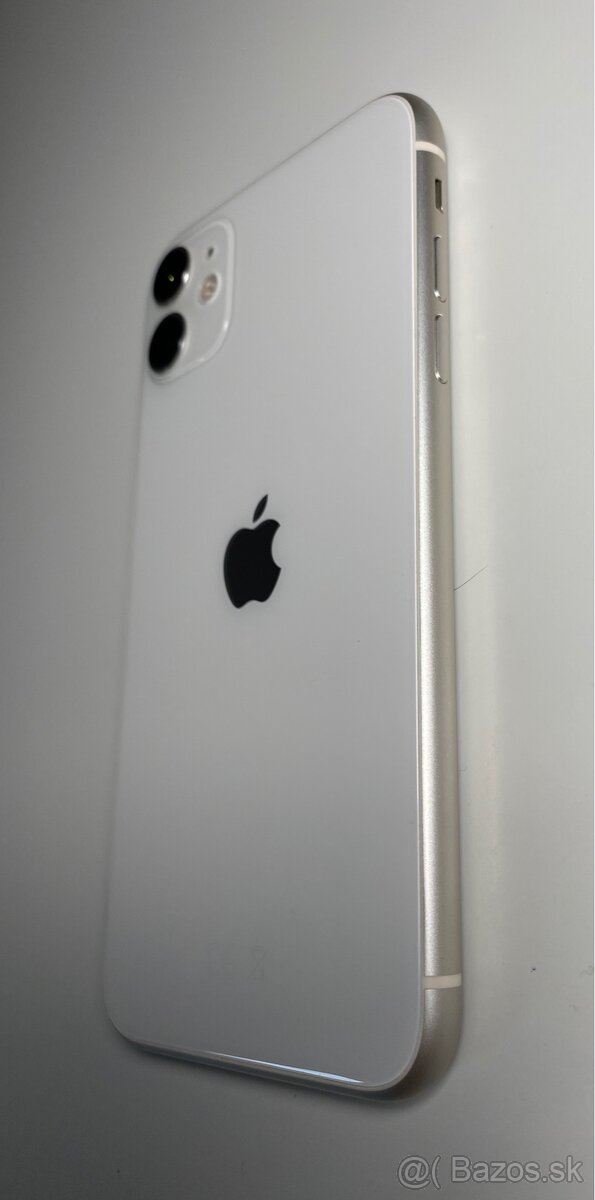 iPhone 11 White, batéria 87% - 8