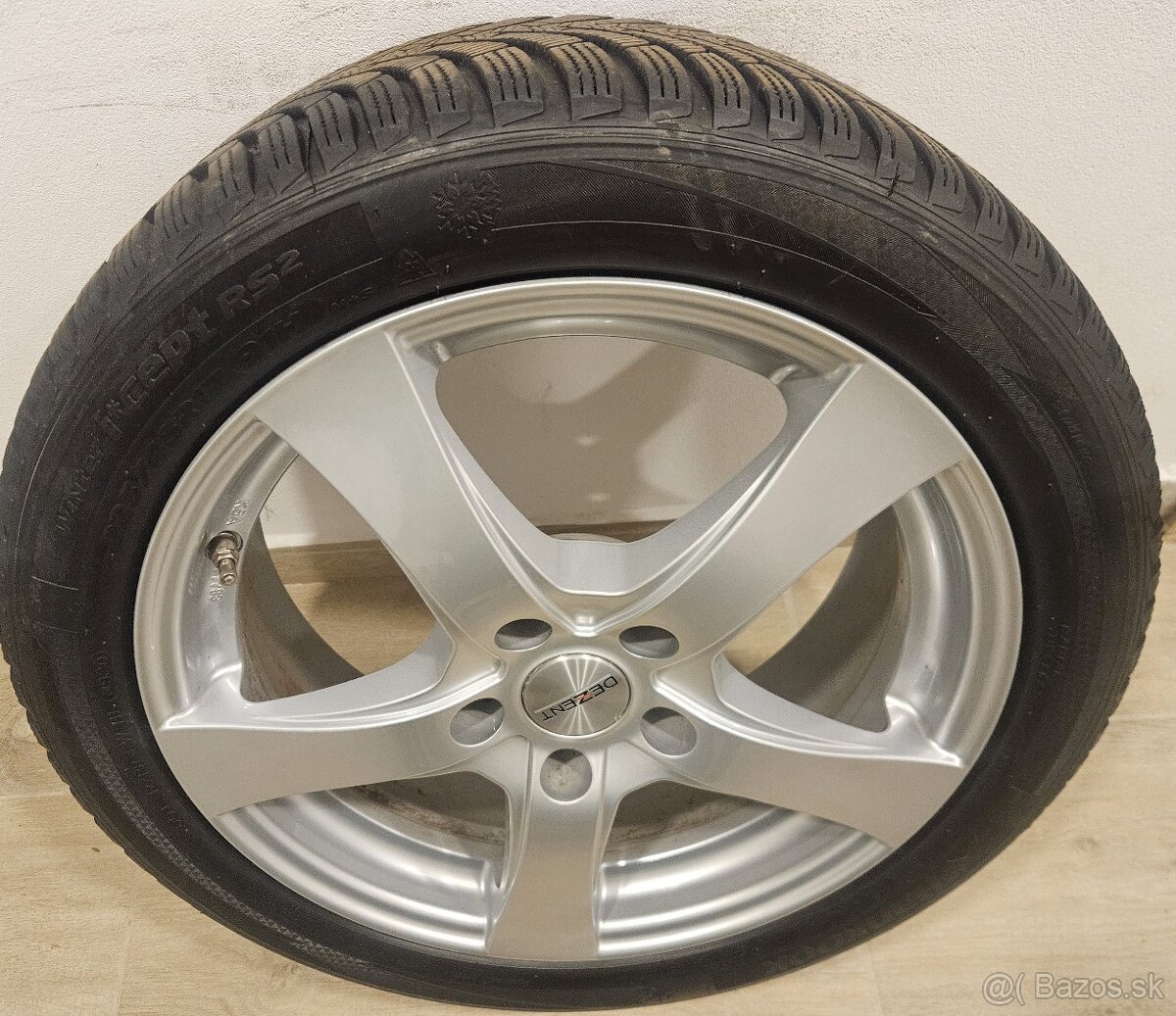 Atraktívna zimná sada Dezent - 5x112 r17 + 225/45 r17 - 8