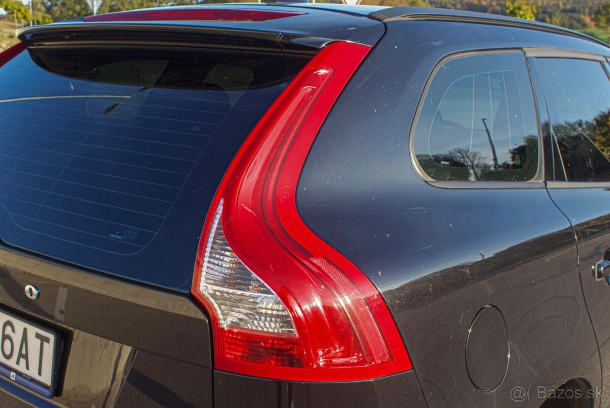 Volvo XC60 D5 (151kW) AWD Kinetic - 8