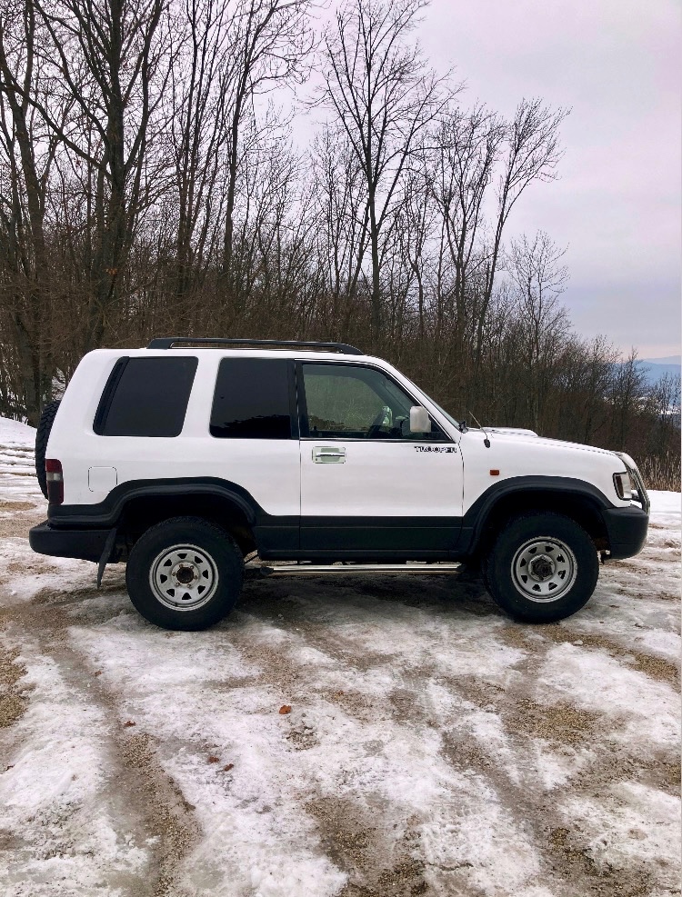 Predám Isuzu Trooper 3.0 DTi - 8
