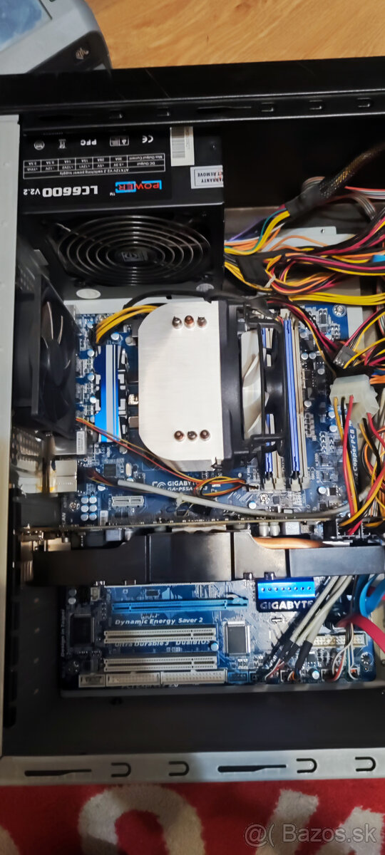 PC s I3-540+22"LCD - 8
