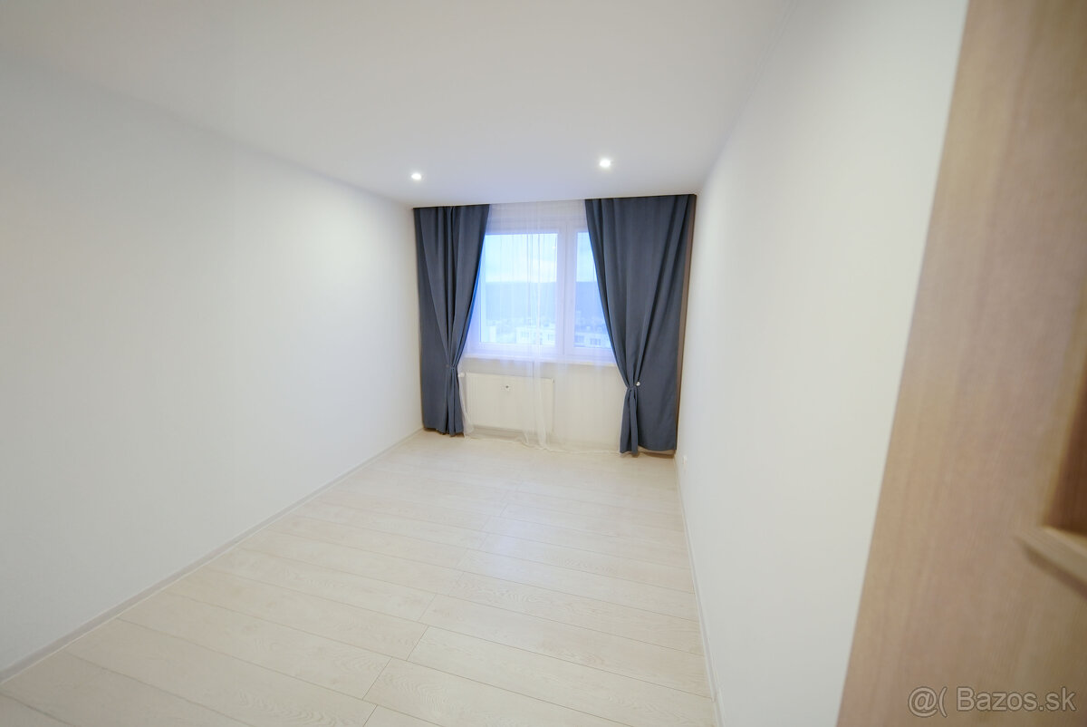 Na predaj 3 izbový byt (77 m²) na 12. p. – KVP, ZOMBOVA - 8