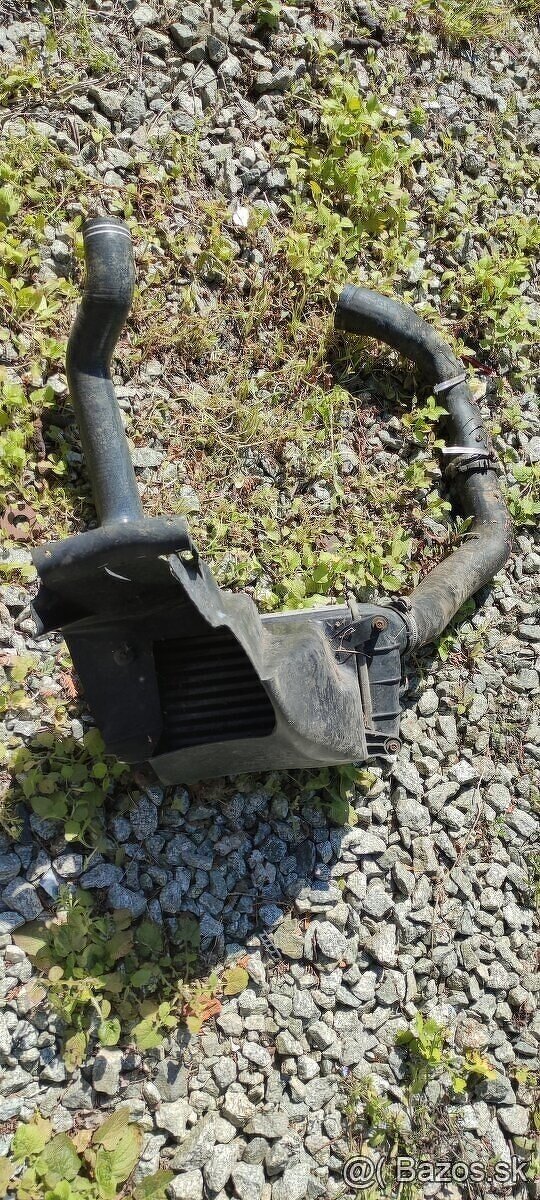 Predám interculer s hadicami na alfa Romeo 147 1.9td - 8