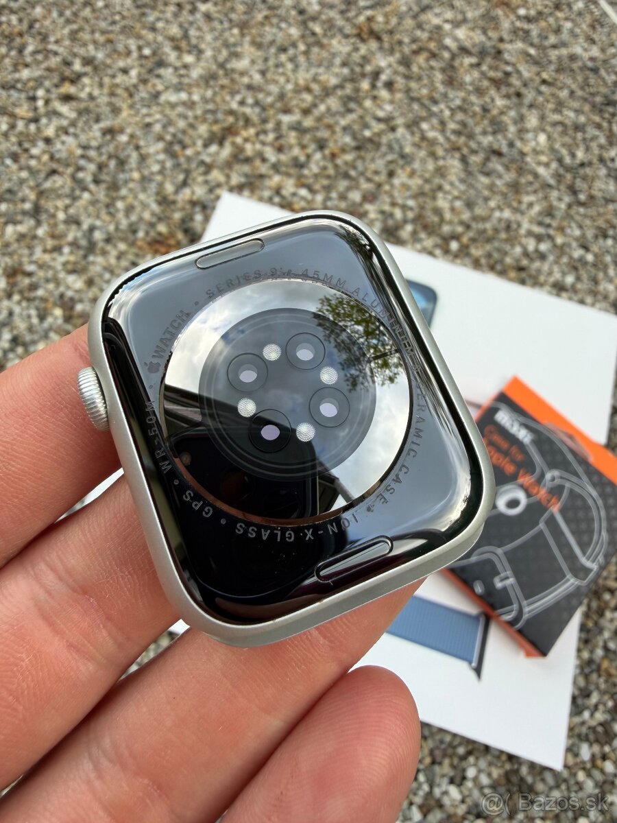 Apple Watch 9 45mm - 8