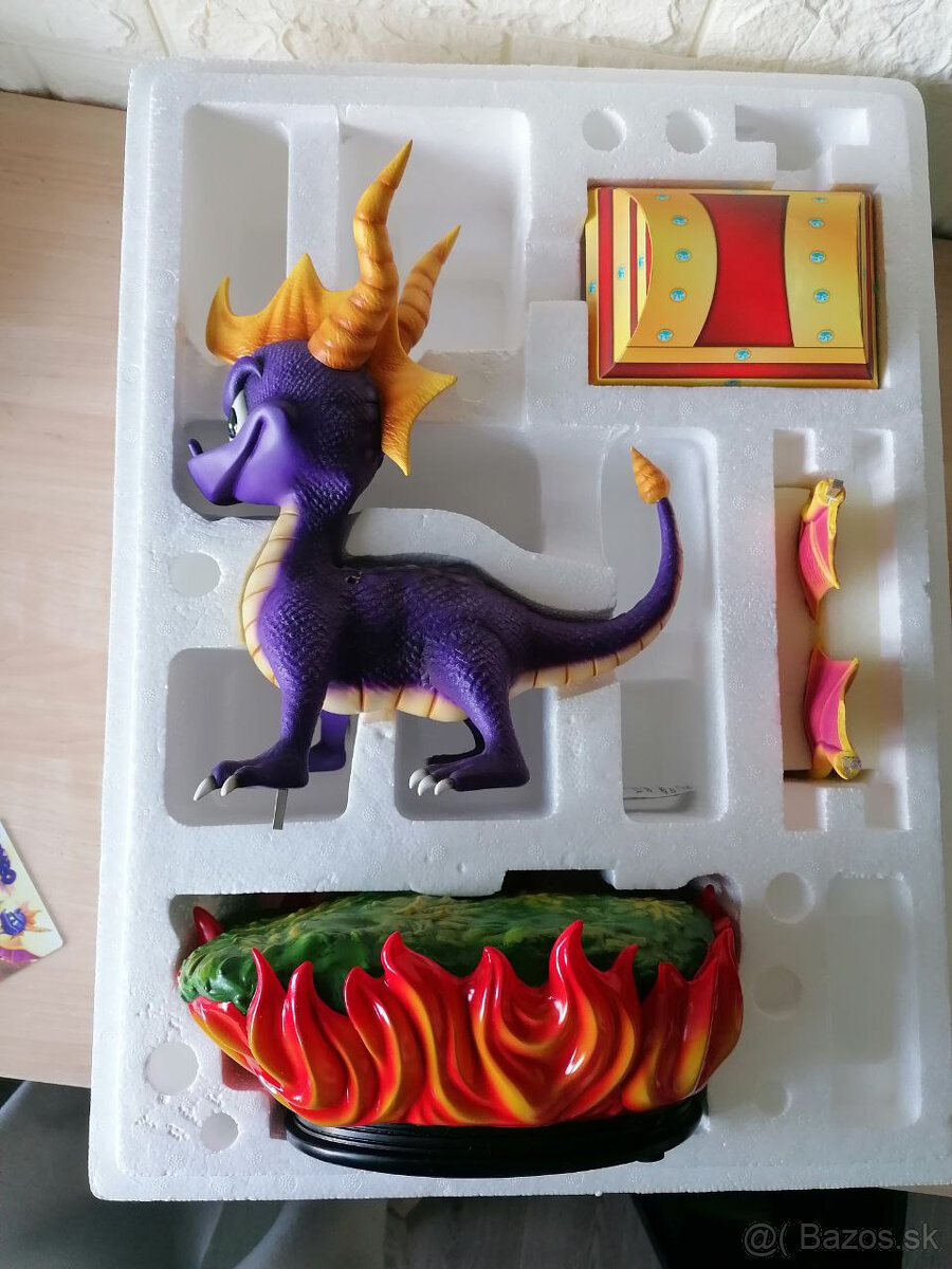Spyro the dragon - First4Figures socha - 8