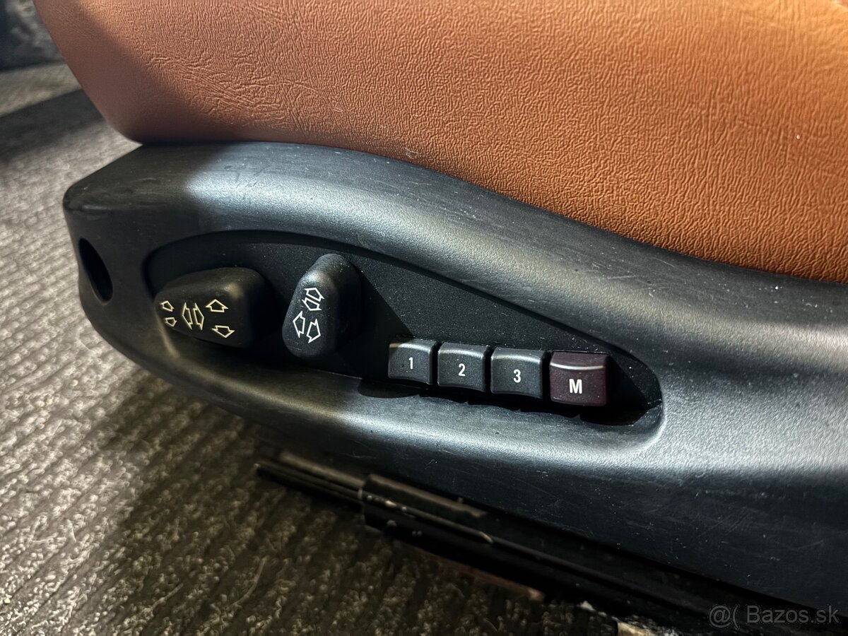 Predám kompletný kožený interiér BMW E46 M3 Cabrio - 8