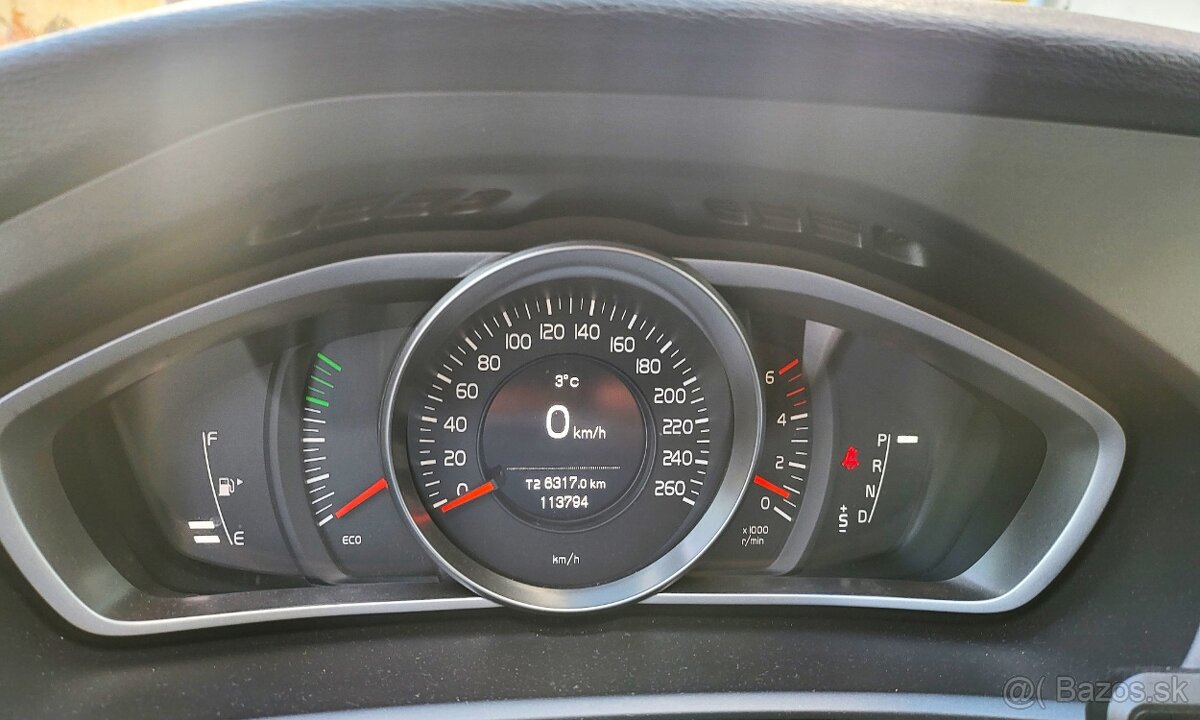 Volvo V40 D3 AT 5 valec 117 tis km - 8