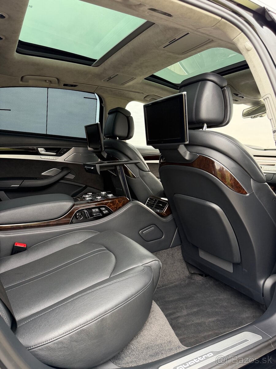 Audi A8 - 8