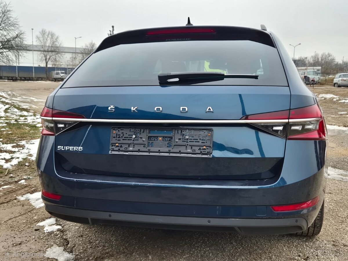 Škoda Superb Combi facelift 2.0 TDI DSG - 8