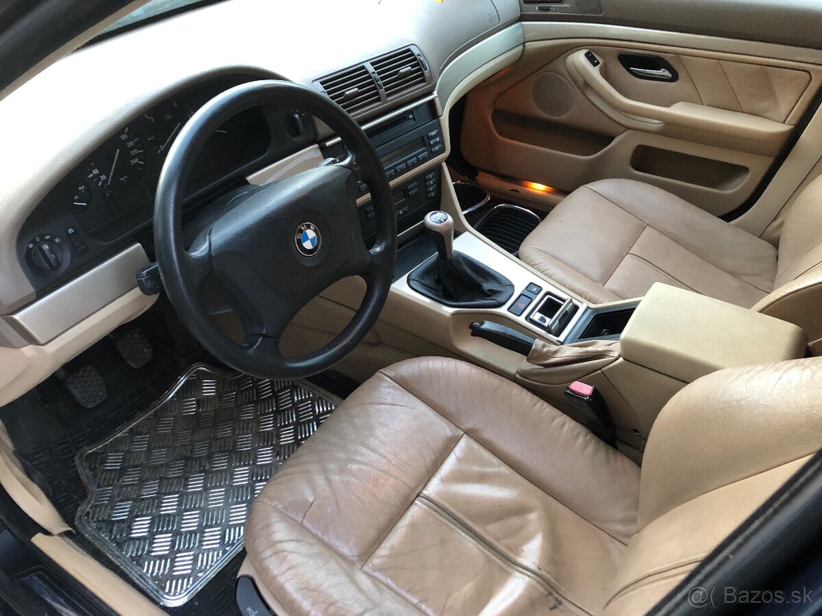 Predam diely z BMW E39 Touring - 8