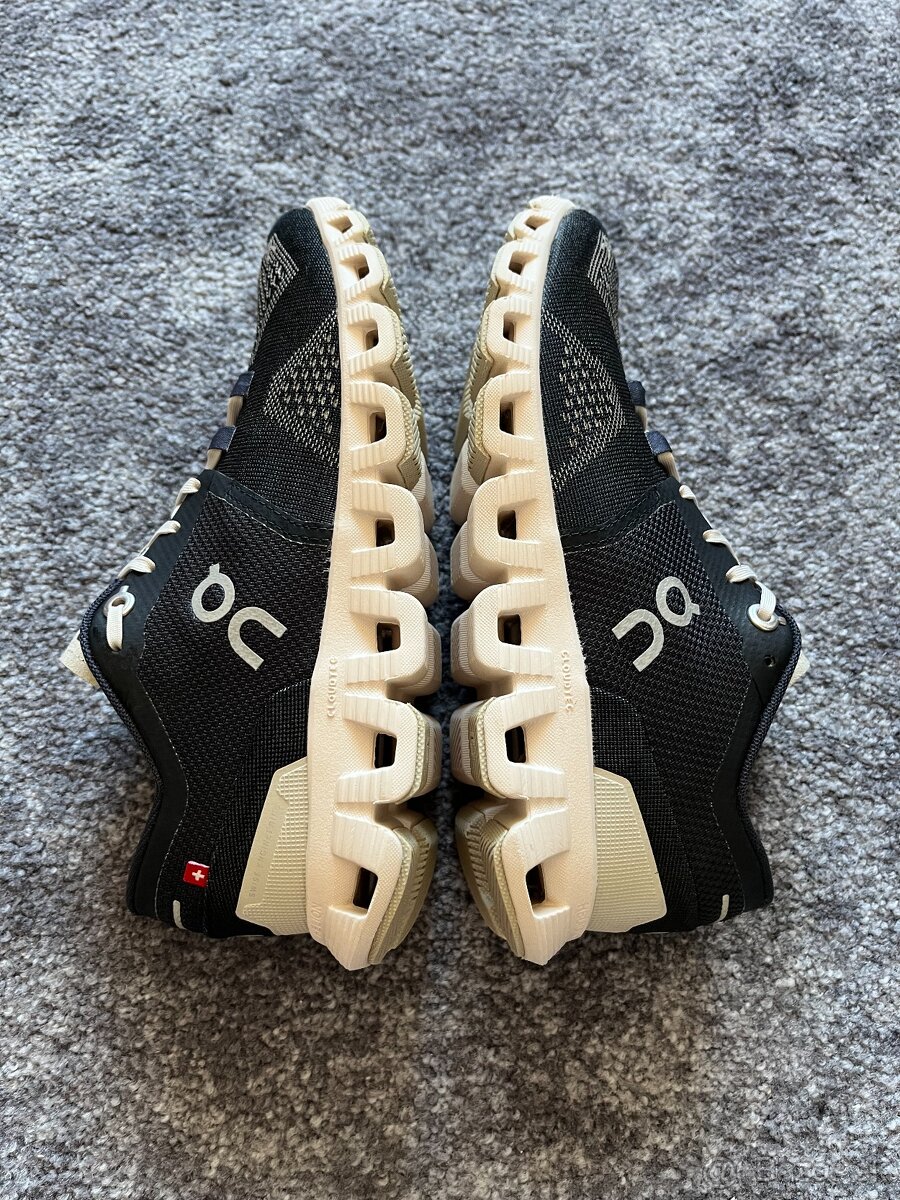 On Running, model Cloud X, velikost 36 - 8