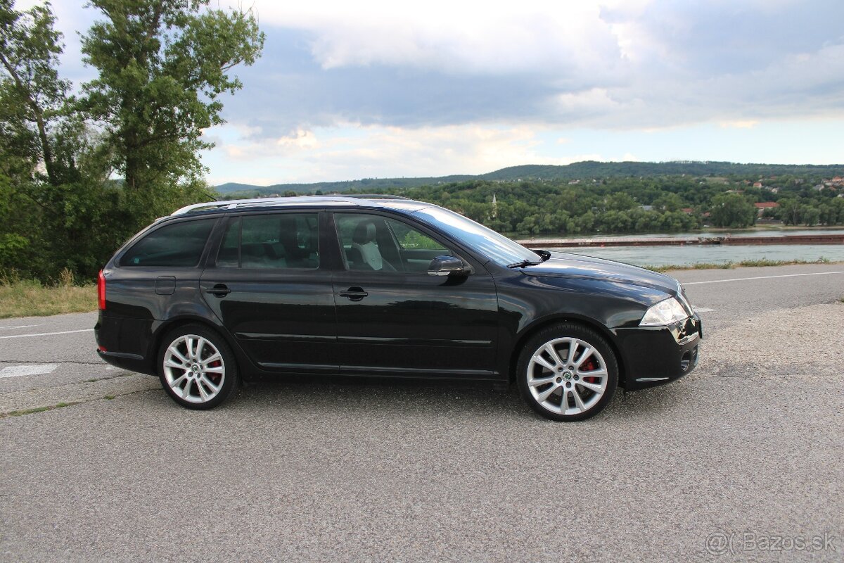 Škoda Octavia Combi 2 RS 2.0 TFSI 147kW - 8