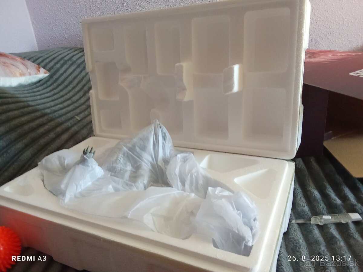 Godzilla figúrka - 8