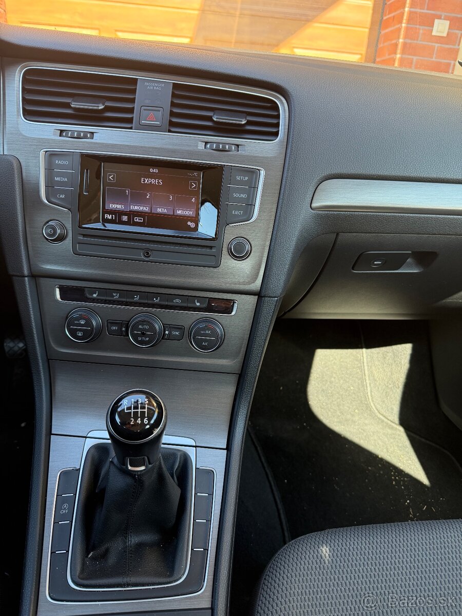 Volkswagen Golf VII 1,4 tsi - 8