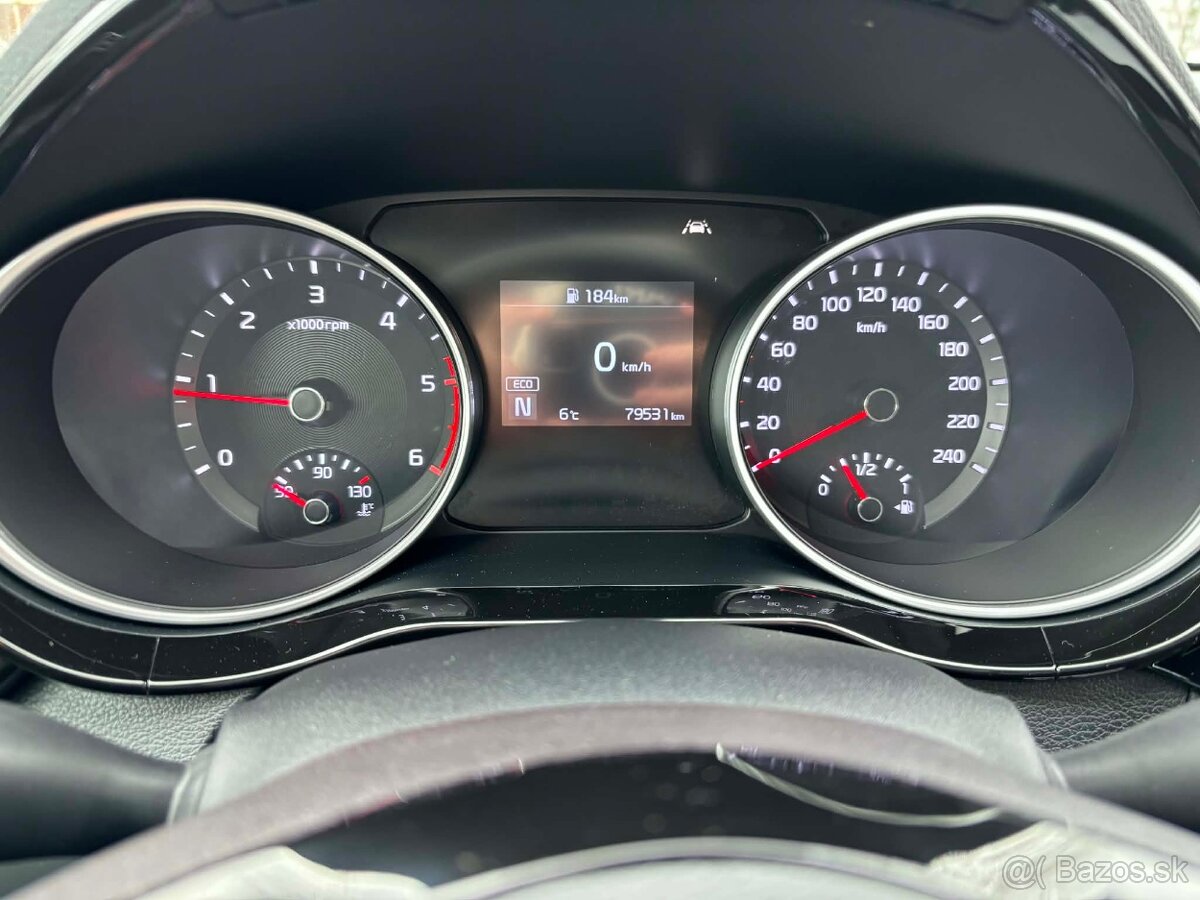 Kia Ceed 1.6 CRDi mHEV Gold - 8