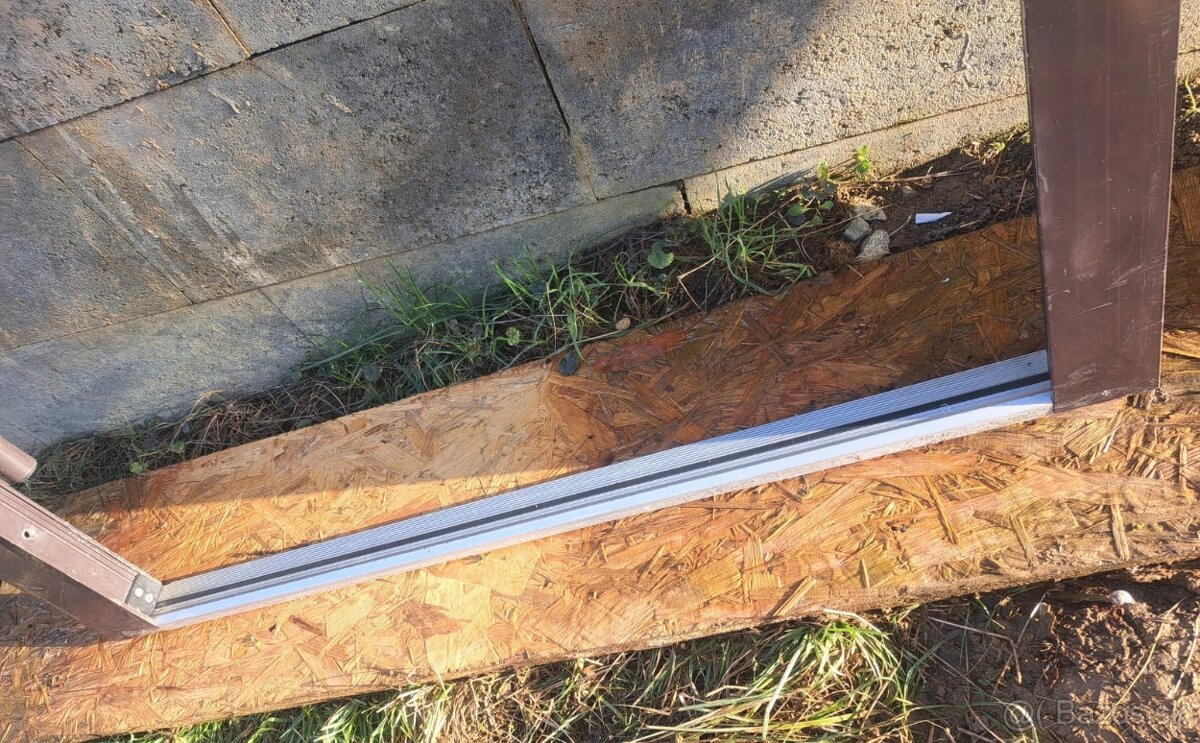 vchodové Hlinikové dvere - 8